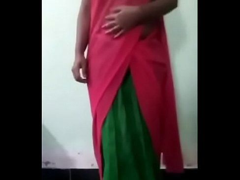 Sexy girls wearing sari showing