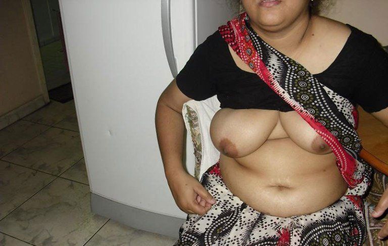 Junk recomended desi boobs hottest aunty