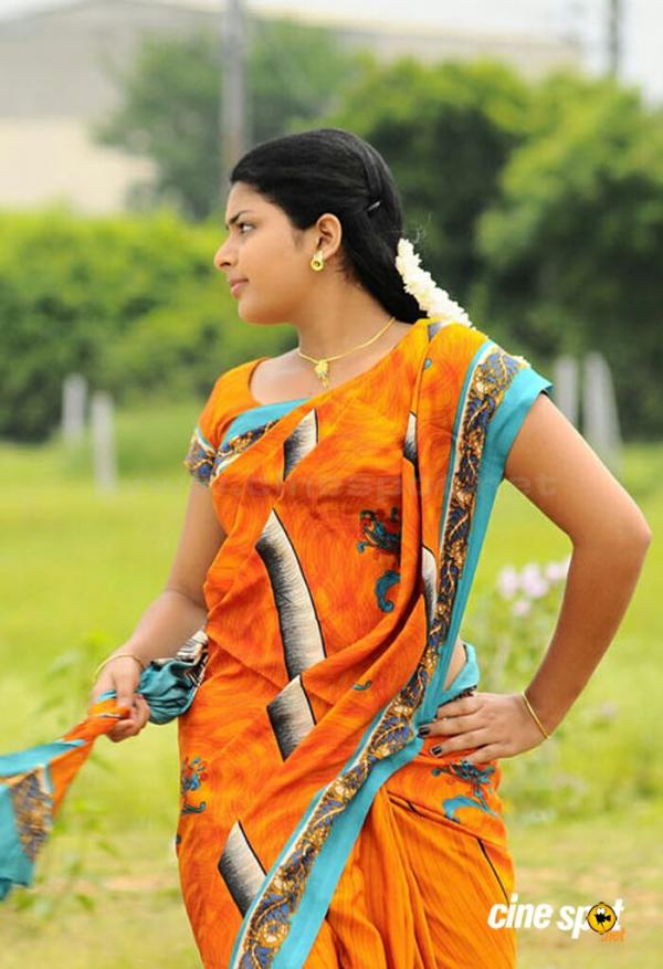 Earth E. reccomend Tamil actress swathi hot