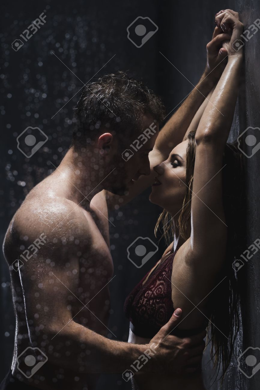 Erotic Kiss In Shower Video - Photos Erotica