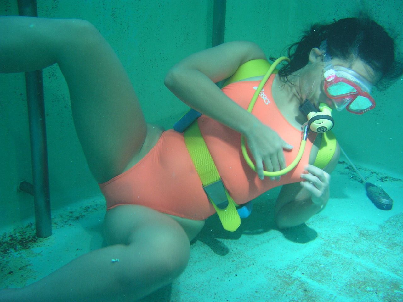 Sexy scuba diving porn