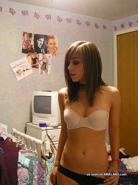 Lucy L. reccomend Hot young emo chicks pussy panties