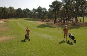 X-Ray reccomend Nudity on golf course