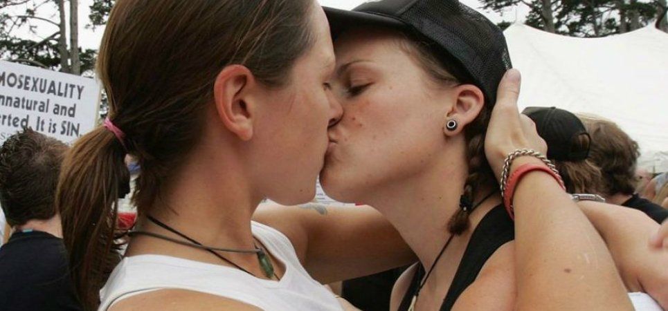Squeak reccomend Lesbian vids no membership required Lesbian