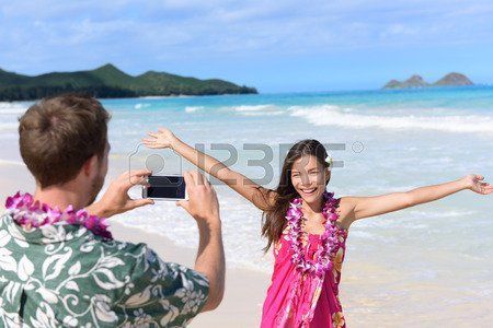 Dragonfly reccomend Young women having fun in hawaii photos