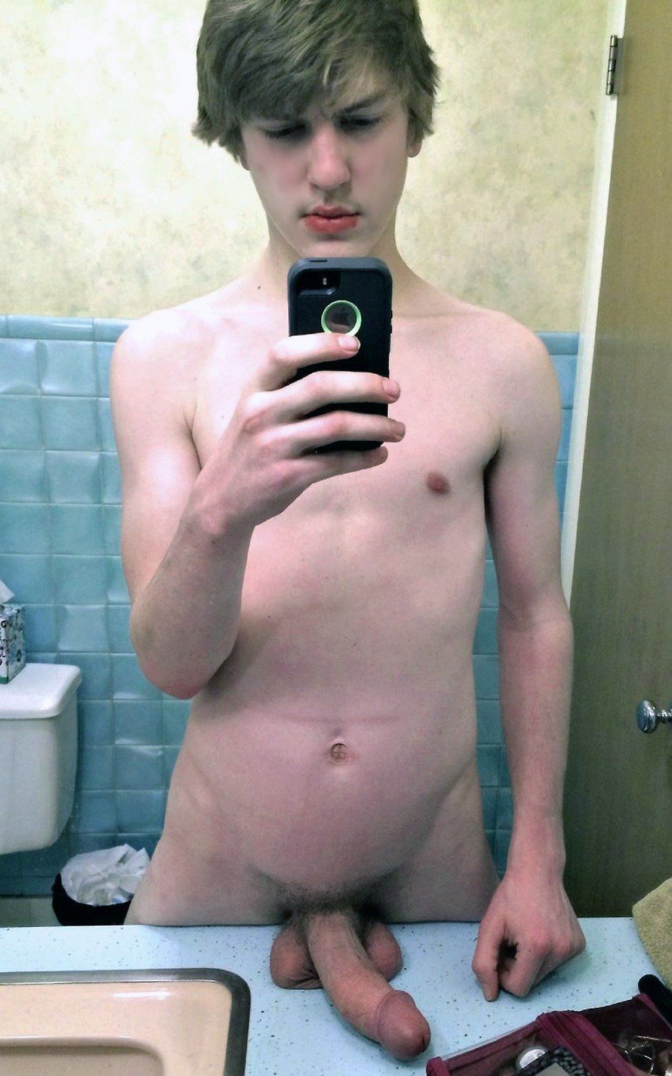Male amatuer selfie nude