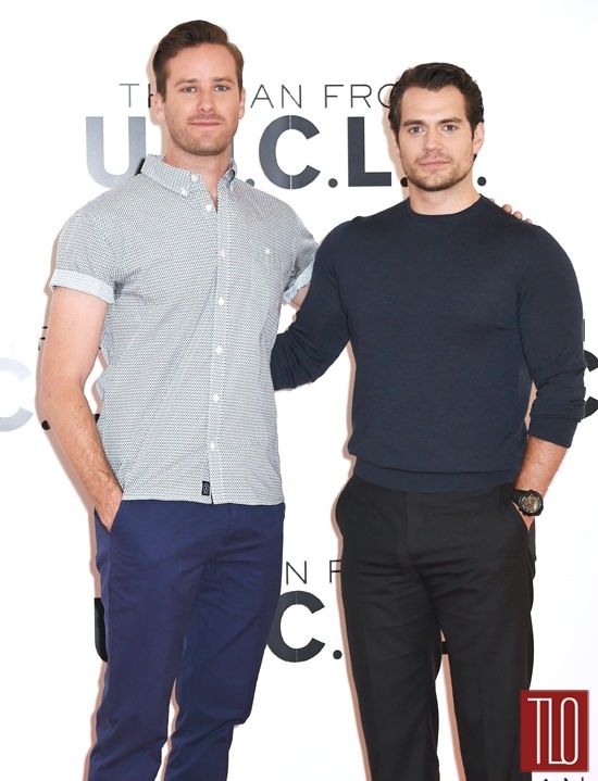 Sierra reccomend Henry cavill and gay