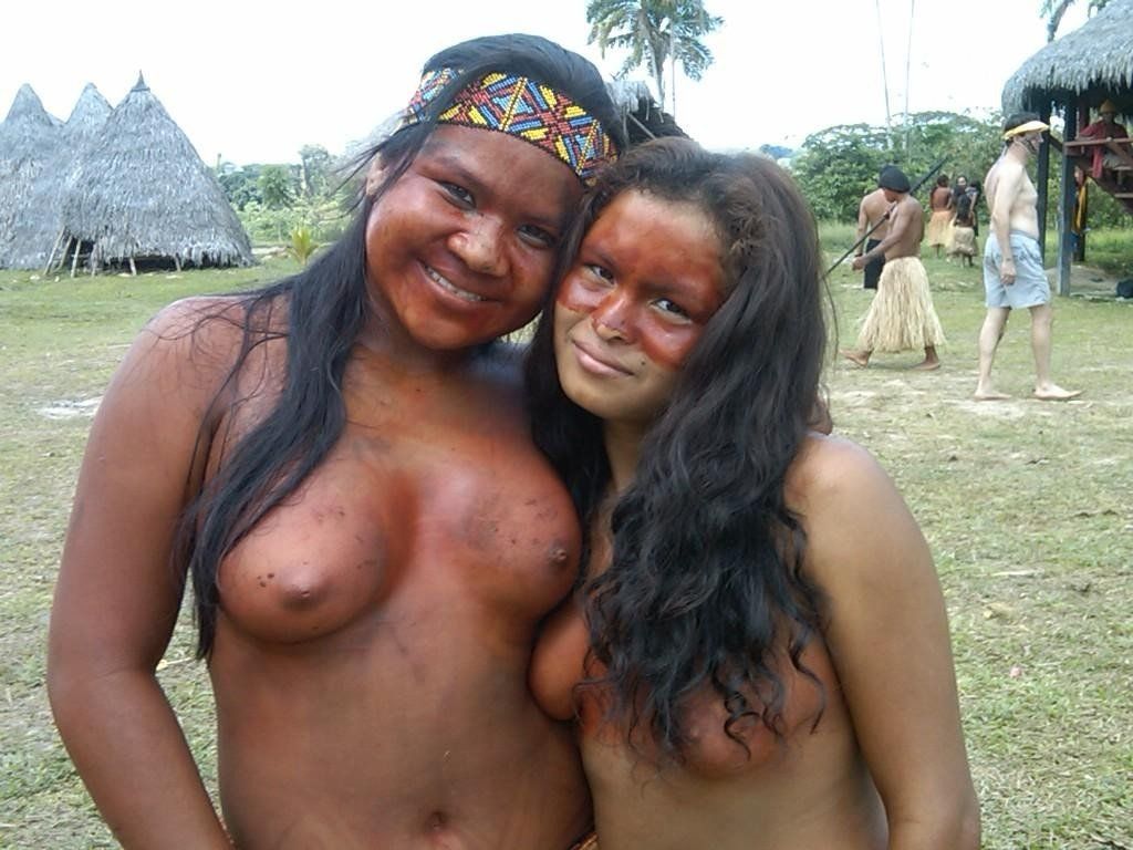 Sixlet reccomend Nude tribal flicka
