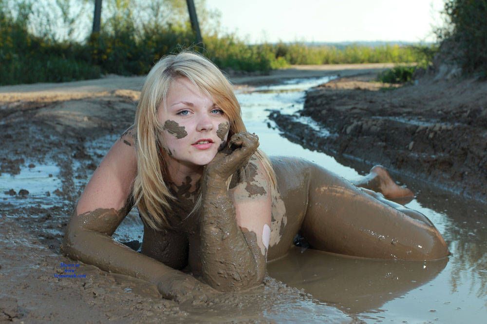 My sexy tits and pussy in mud