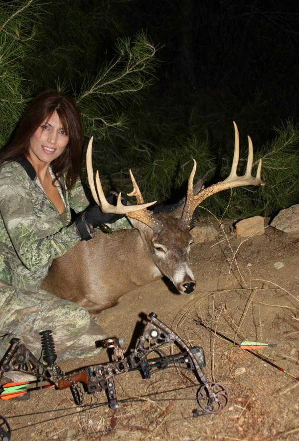 Jetson reccomend Hot women deer hunters