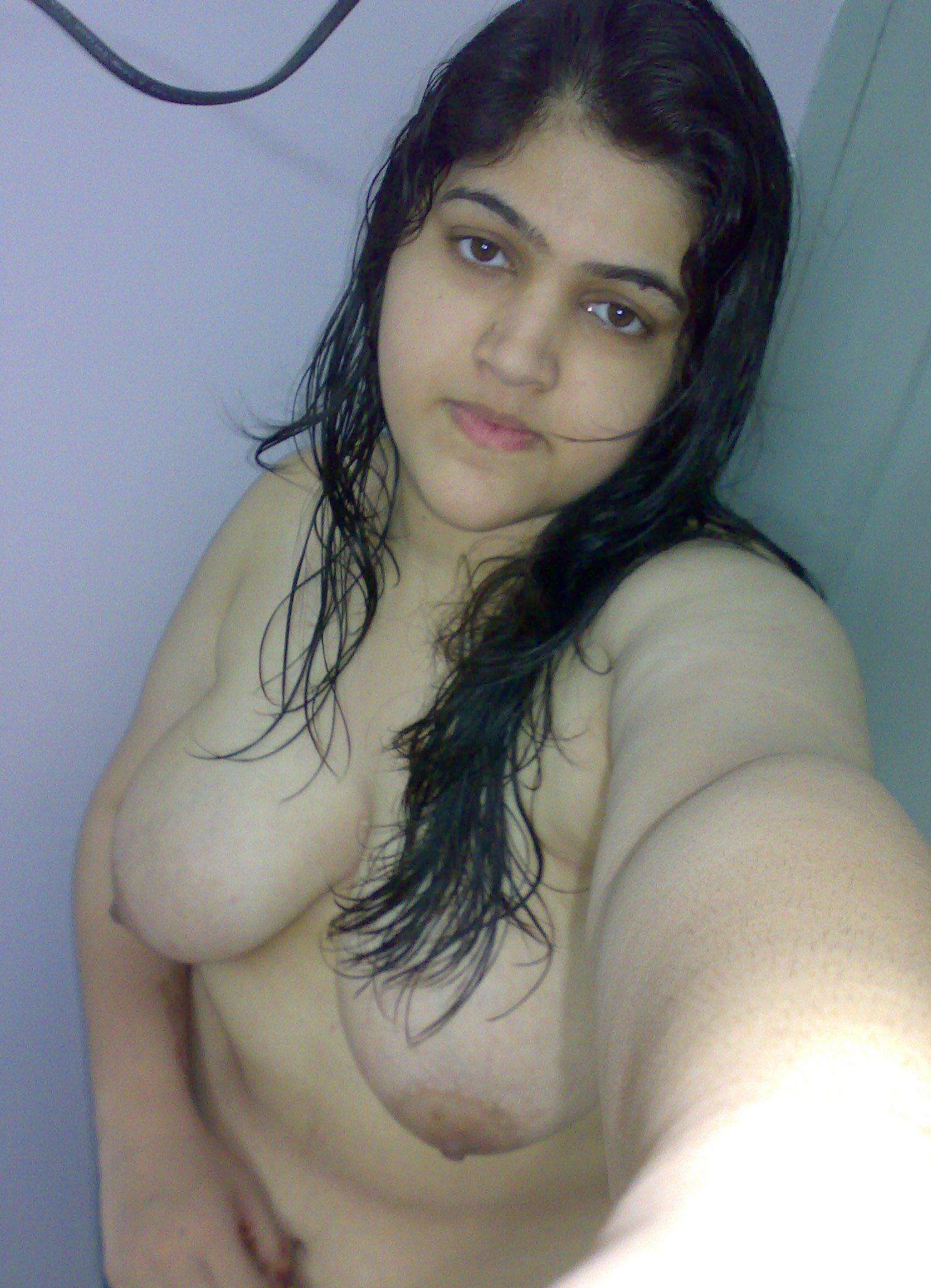 Indian chubby porn star nude pic