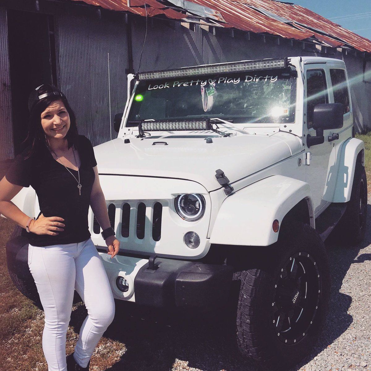 Photos of girls in jeeps