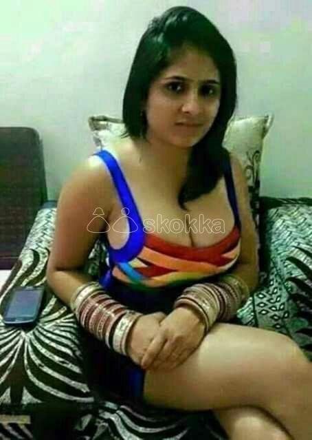 Girls in porn pics in Surat