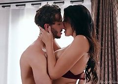 Coo C. reccomend hot pono graphib pic in eindian kissing vagina